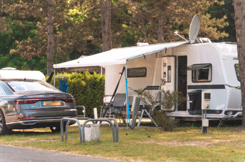 Emplacement caravane - Camping le Jardin de Sully. Crédit photo : thibse.com