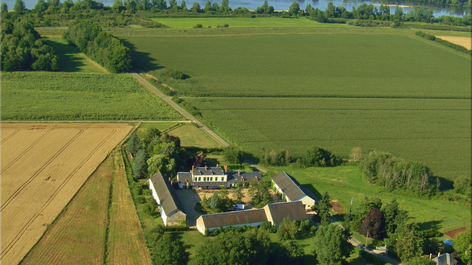 Vue aérienne du Domaine. Crédit photo : Domaine de L'Epinoy