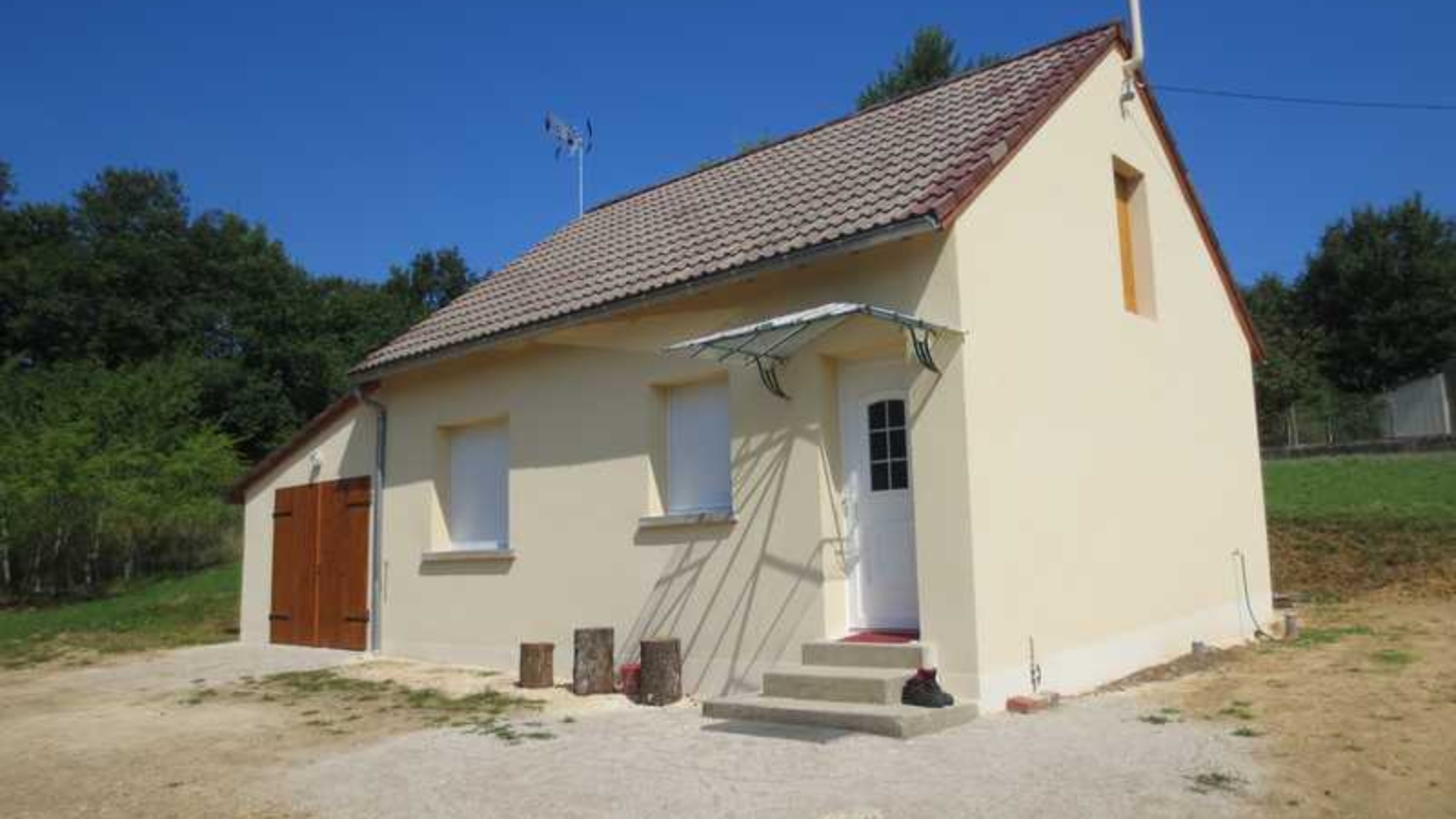 Le Rochefort_extérieur. Crédit photo : OT Val de Sully
