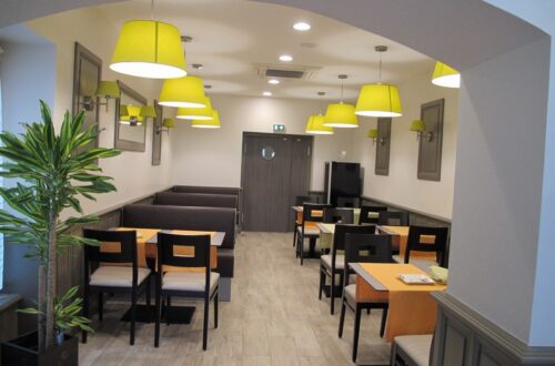 Salle de restaurant Entre Loire et Sologne. Crédit photo : OTSULLY