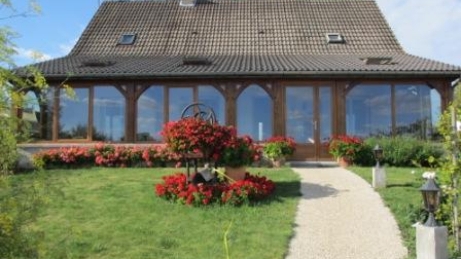 Le-chene_chambre_hotes_sully-sur-Loire_exterieur_veranda. Crédit photo :