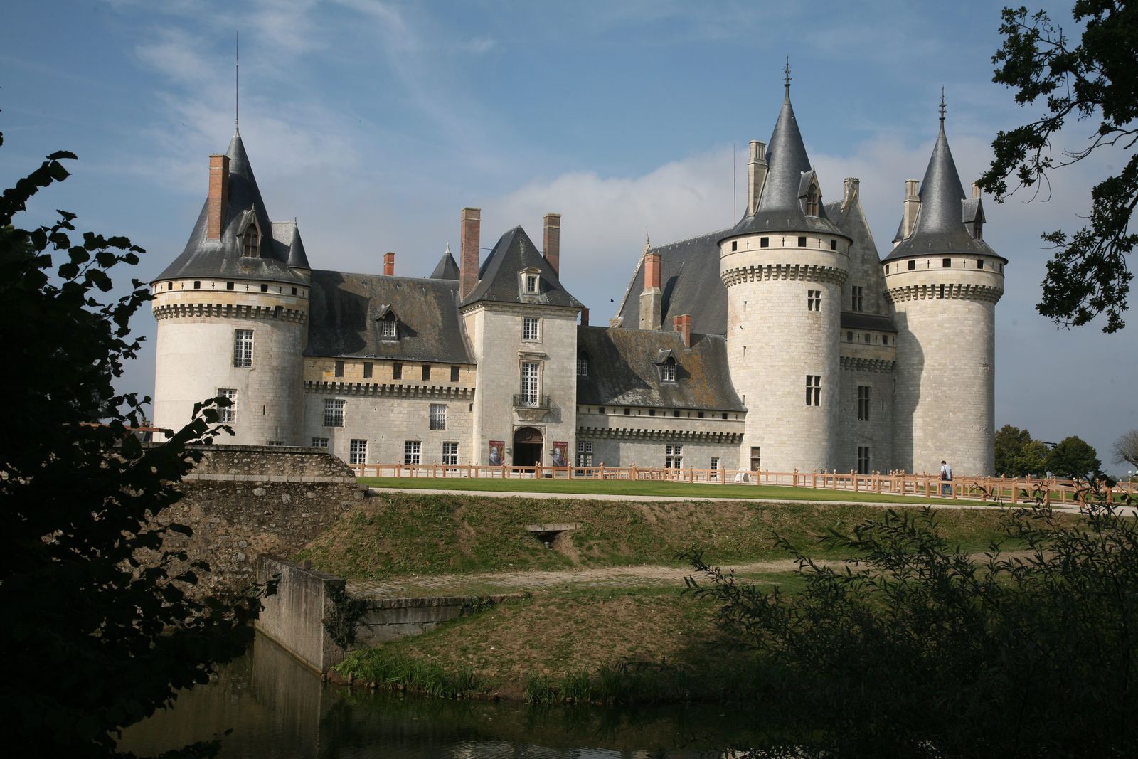 chateau de sully-sur-loire. Crédit photo : Fabien Maret - Tourisme Loiret