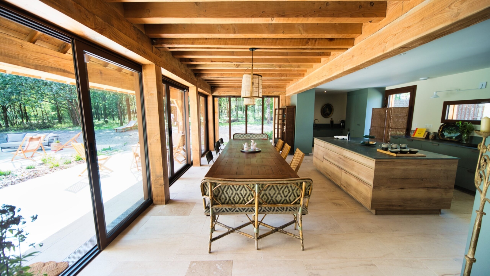 Salle à manger. Crédit photo : Nathalie Vendrand