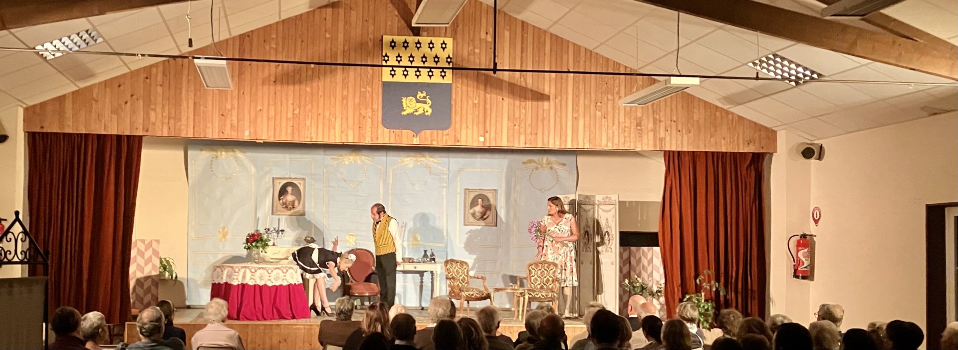 Théâtre. Crédit photo : Isdes
